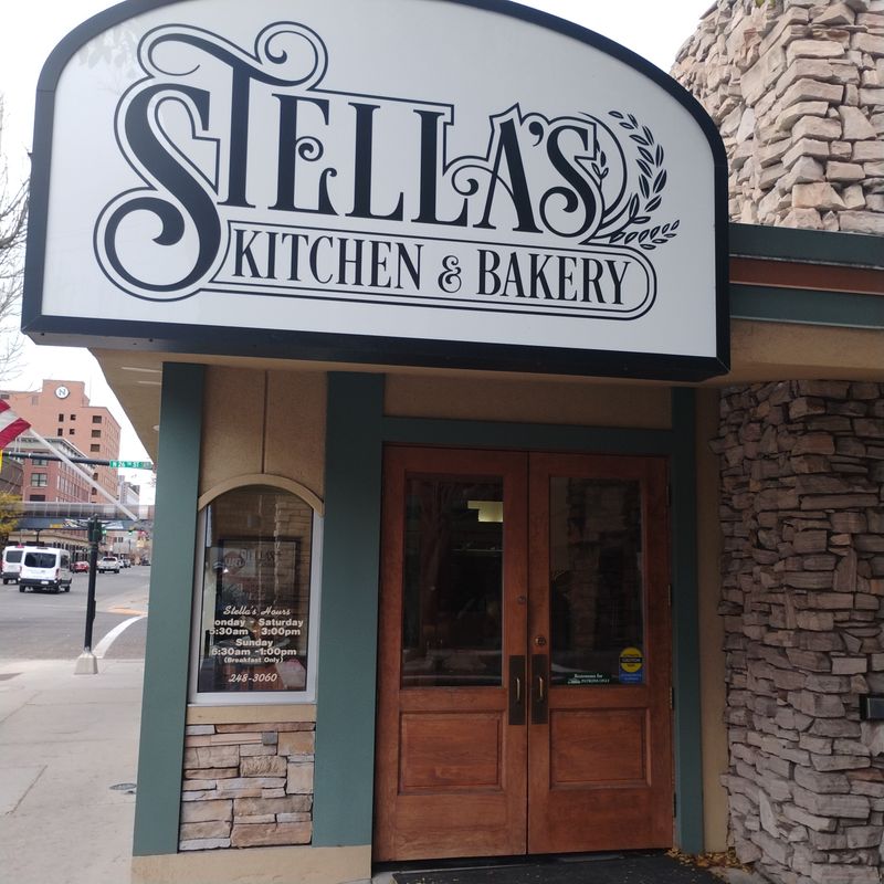 Stella's Kitchen & Bakery