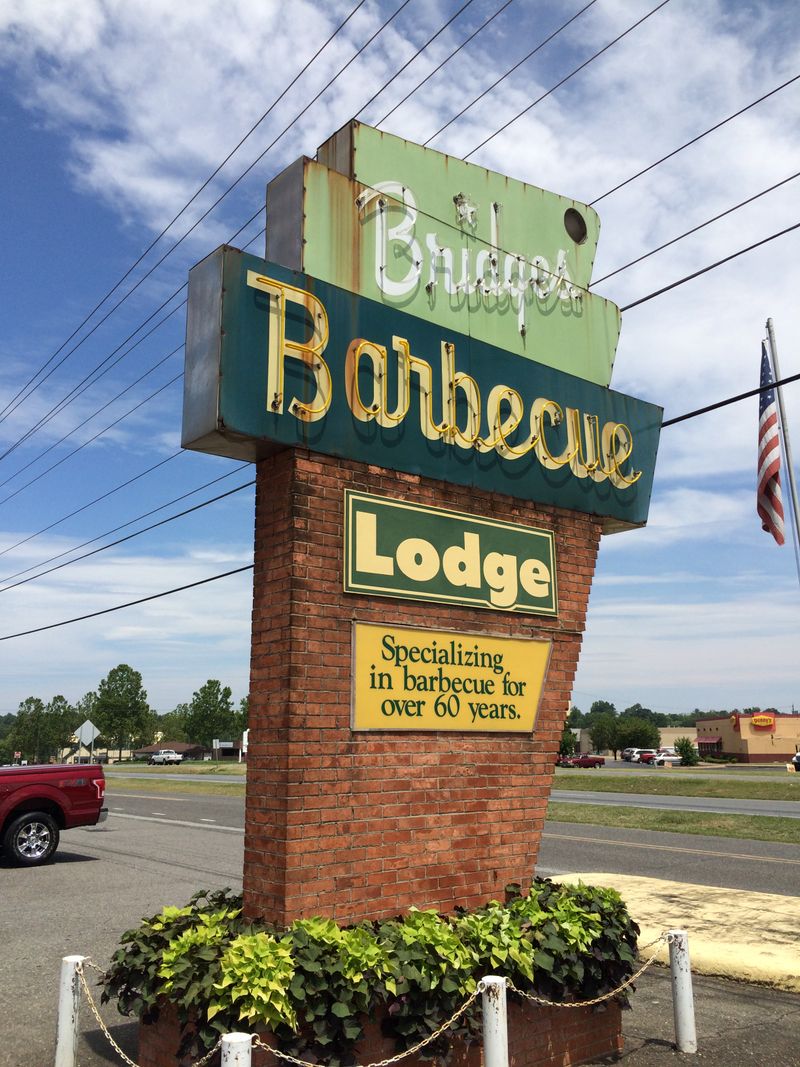 Bridges Barbecue Lodge – Shelby