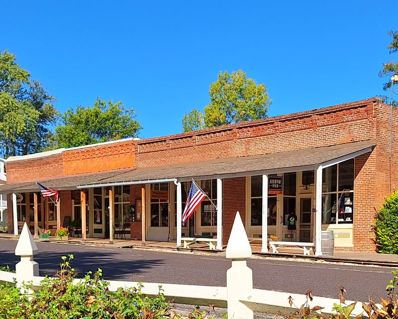 The Pioneer Exchange, Historic Shops and General Stores