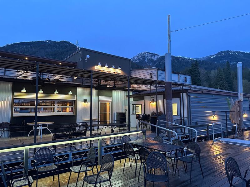 The Floating Restaurant: Hope