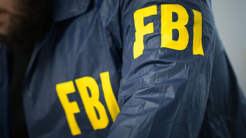 The Real Story – The FBI Agent and the Informant