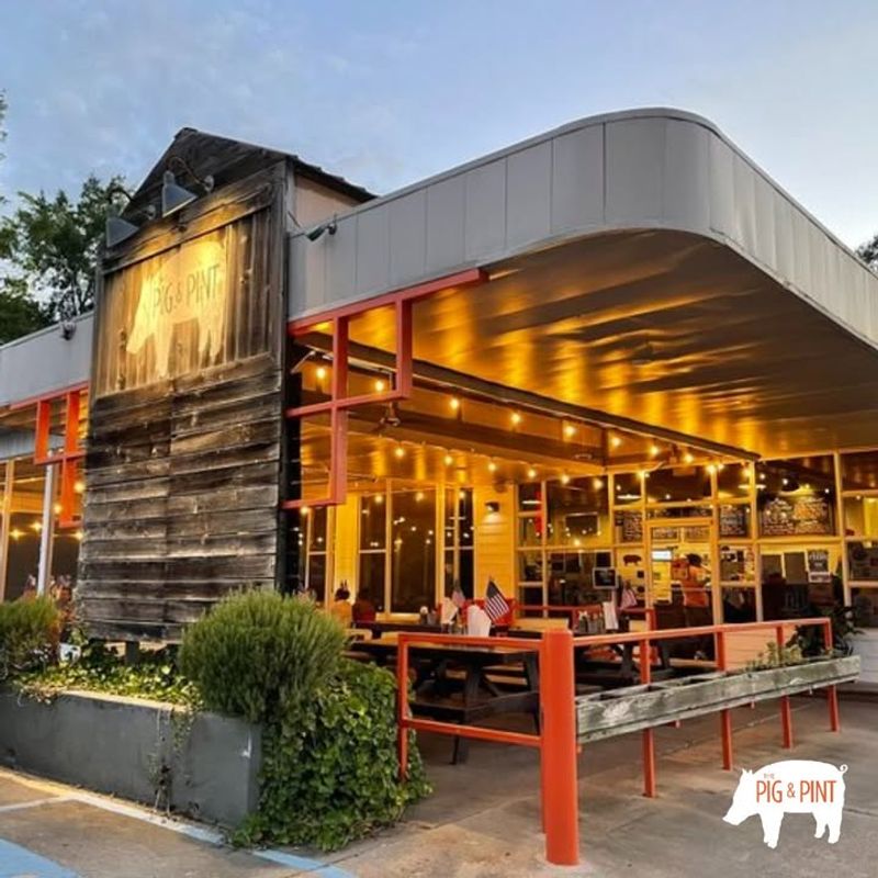 The Pig and Pint in Jackson