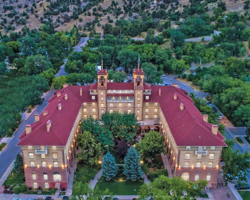 Hotel Colorado (Glenwood Springs)