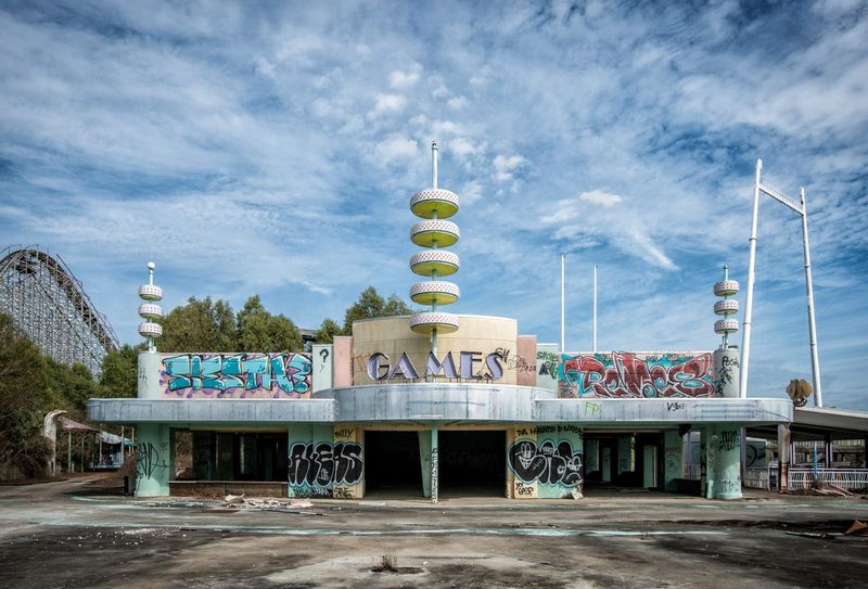 How Six Flags New Orleans Became a Southern Icon