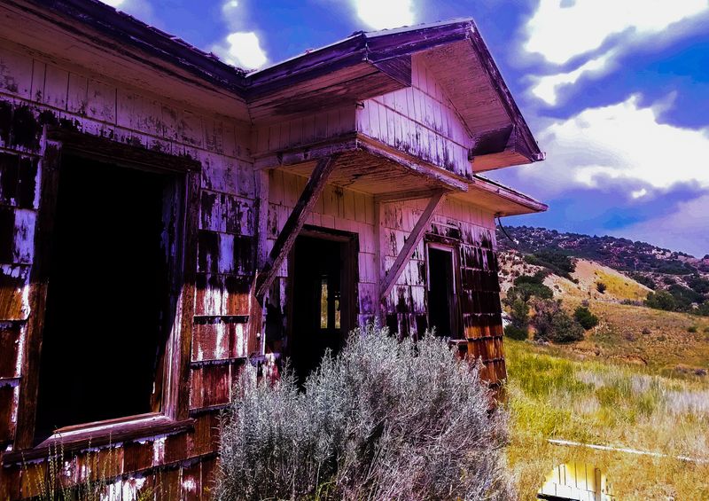The Town That Vanished: Silence in the Utah Mountains