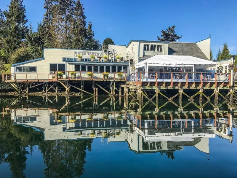 Local Shops and Waterfront Cafés Full of Warmth