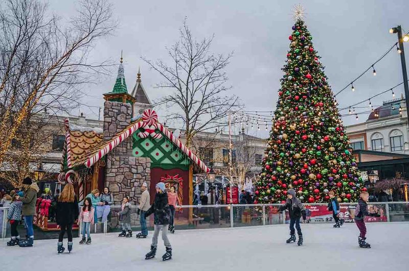 Winter Plaza Ice Rink and Family Activities