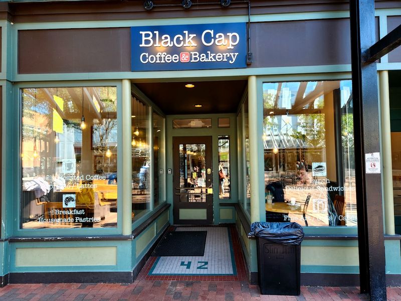 Black Cap Coffee & Bakery in Stowe