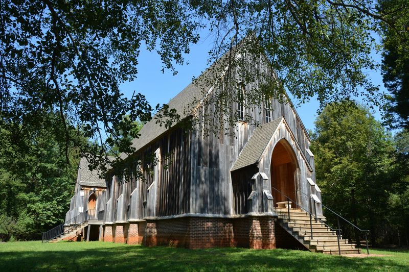 The Church of St. Luke's