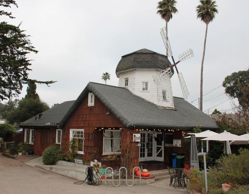 A Genuine Windmill Structure