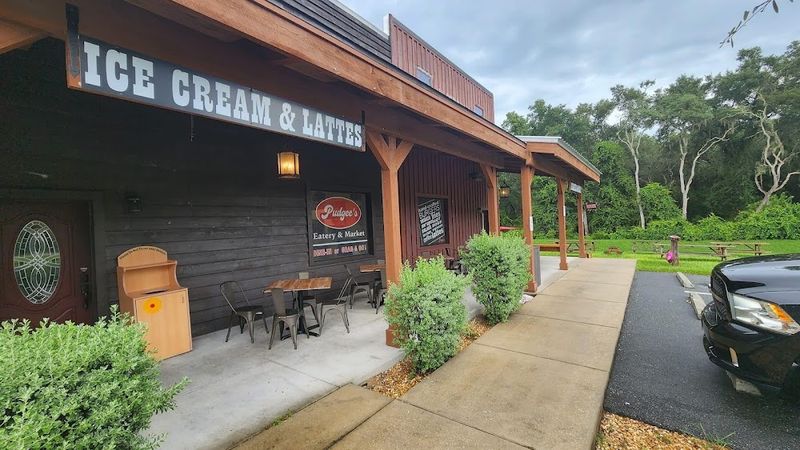 Pudgee’s Eatery & Market