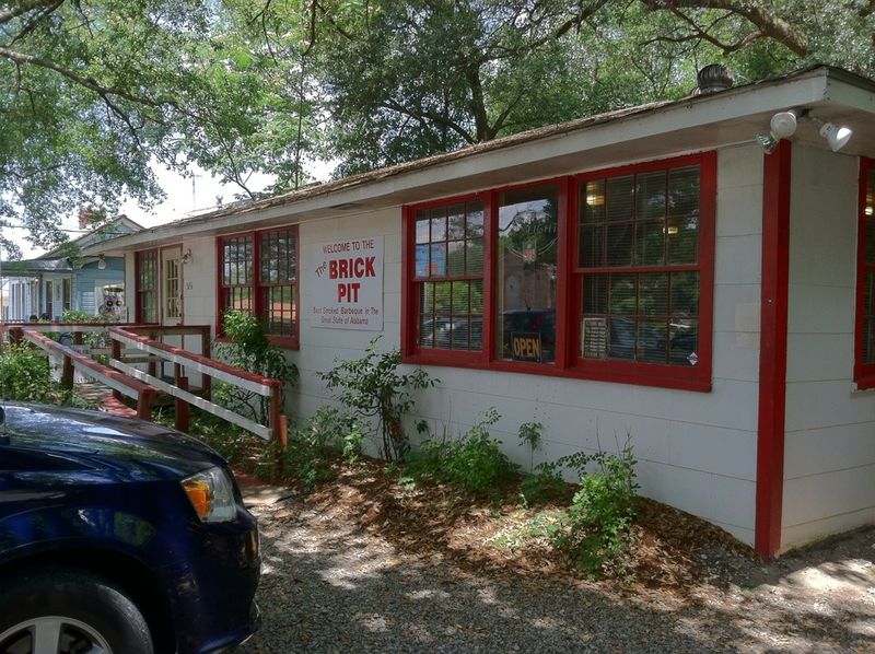 The Brick Pit - Mobile