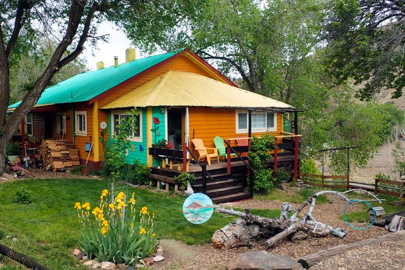 Painted Hills Vacation - Cottages & Retreat