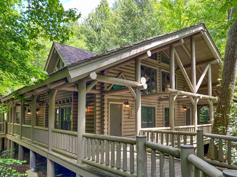 Smithgall Woods Lodge (Helen)