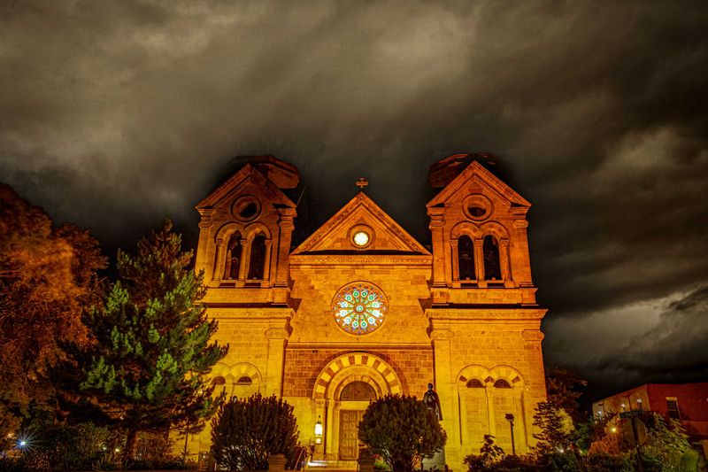 Historical Ghost Tours and Spooky Lore