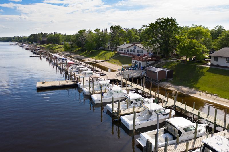 Lake of the Woods, Baudette