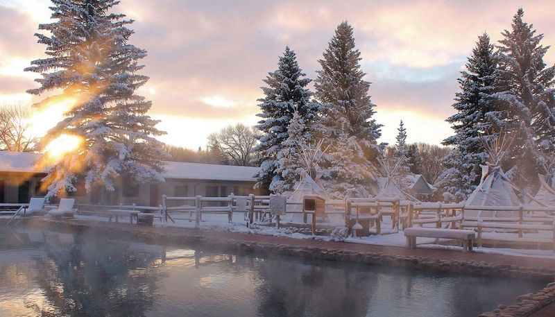 Life at the Saratoga Resort