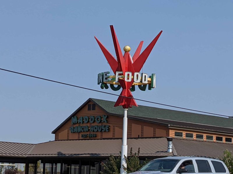 Convenient Highway 89 Location and Hours