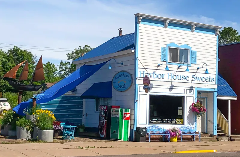 Harbor House Sweets (Washburn/Apostle Islands Area)