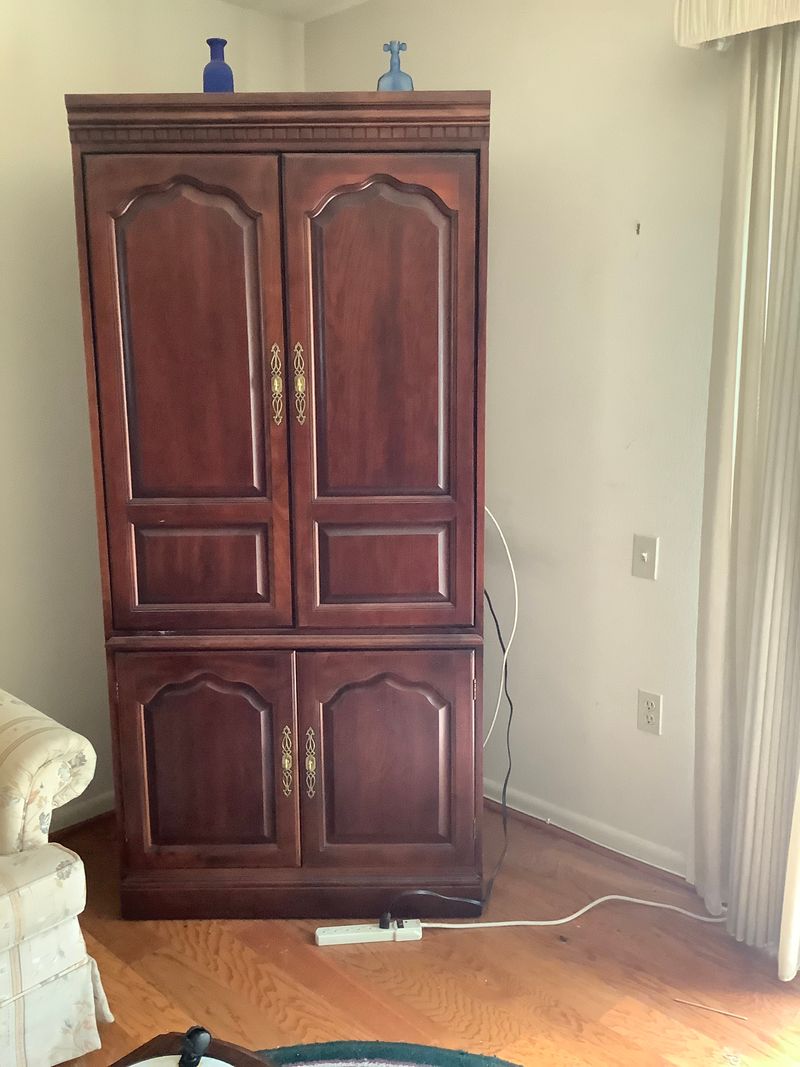 Knowledgeable Shopkeepers