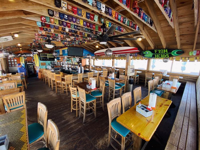 Fish Heads Bar & Grill (Nags Head)