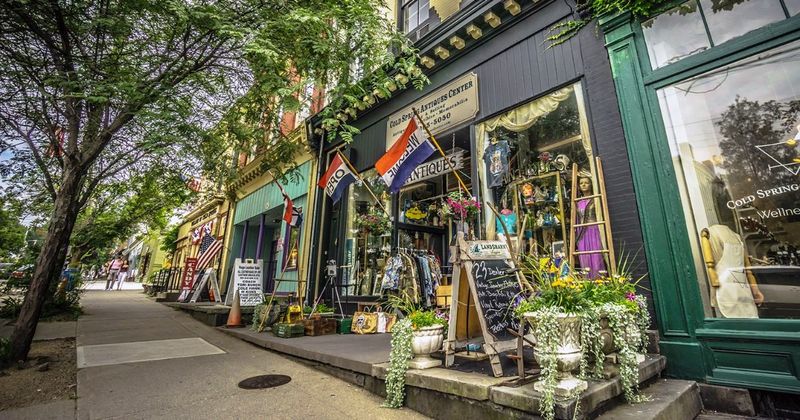 Strolling the Historic Main Street