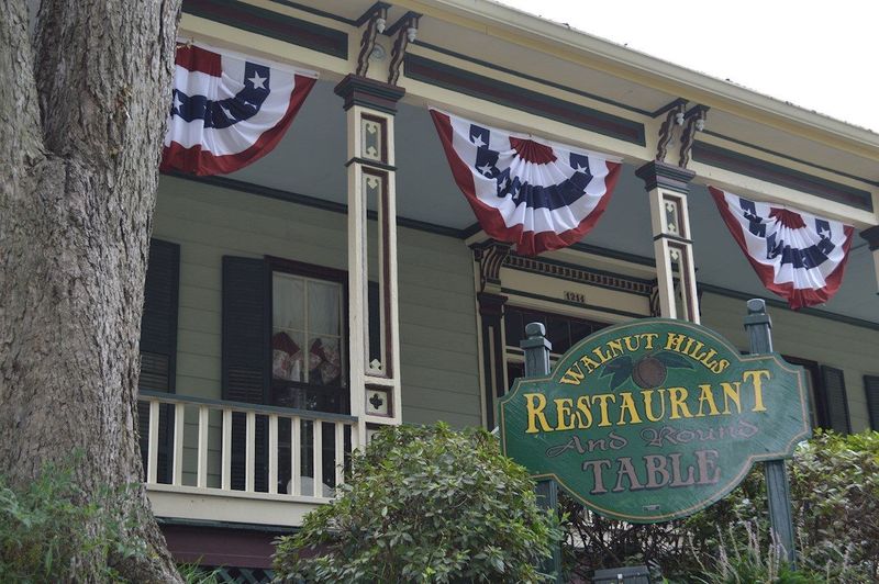 Walnut Hills Restaurant - Vicksburg