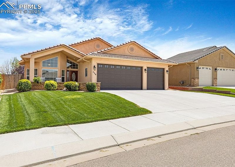 Locals Who Keep Their Lawns Trimmed to Perfection