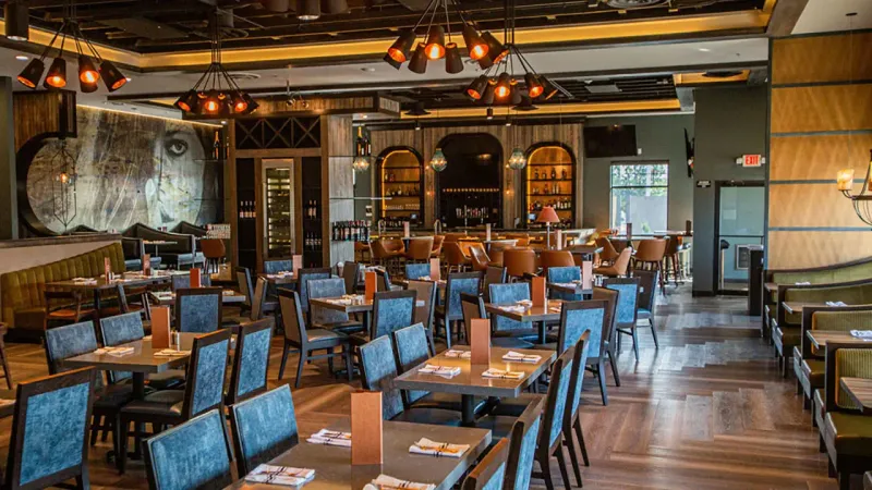 22TEN Kitchen Cocktails – Sioux Falls