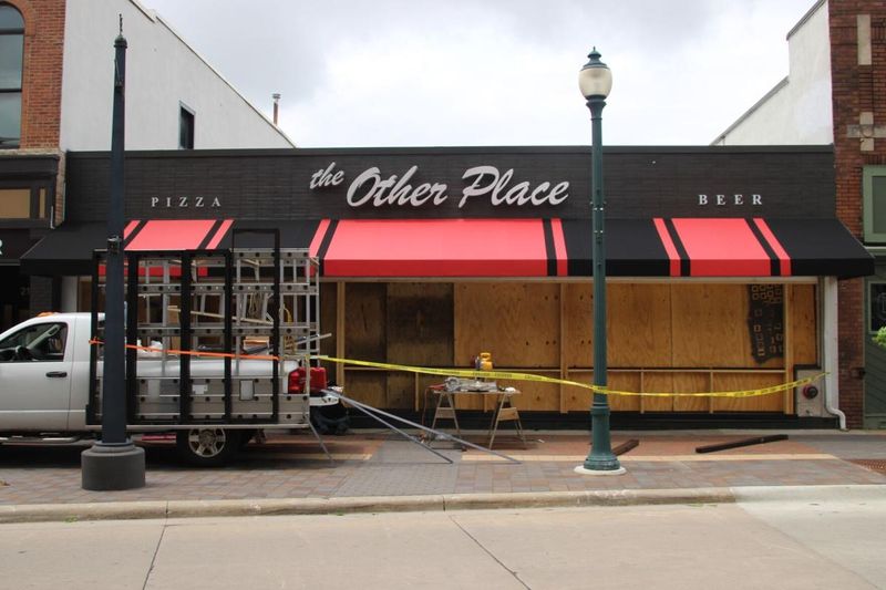 The Other Place Pizza & Pub on Main – Cedar Falls