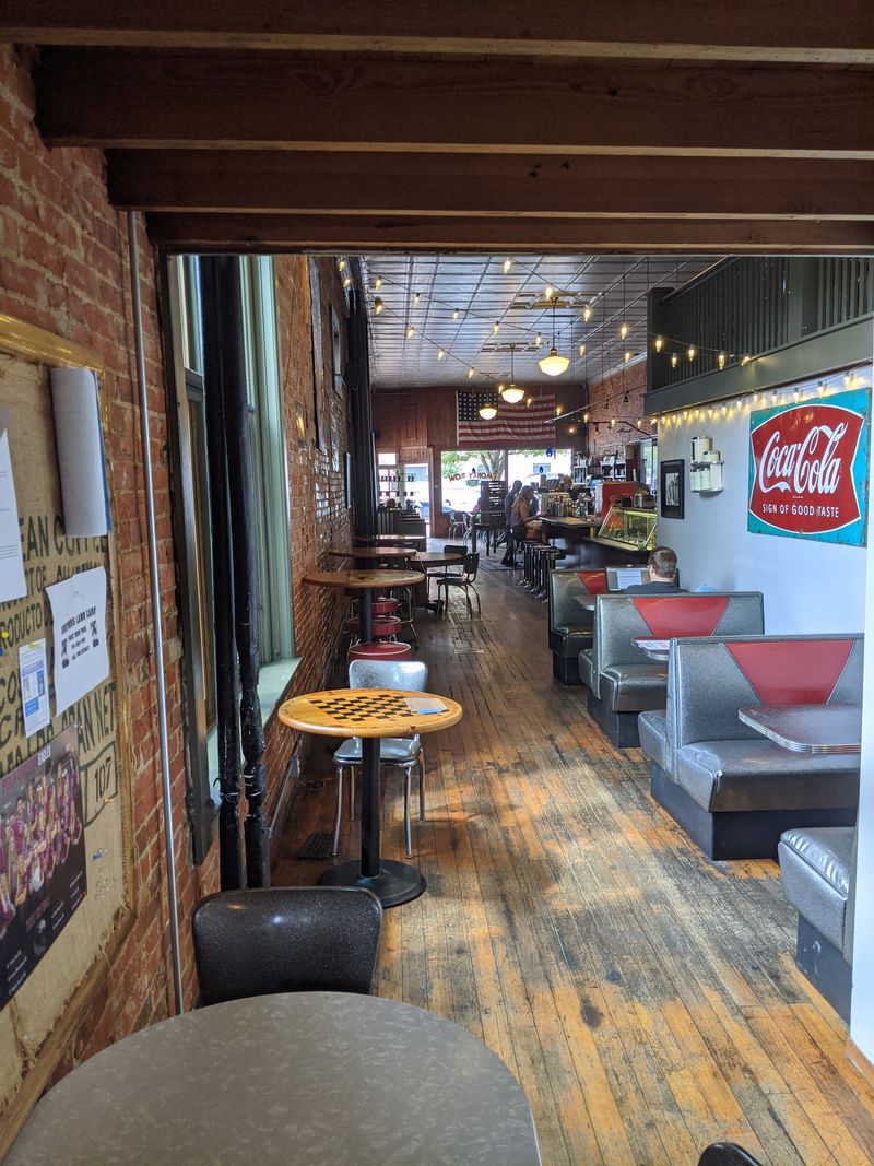 The Warm, Old-School Atmosphere That Slows Travelers Down