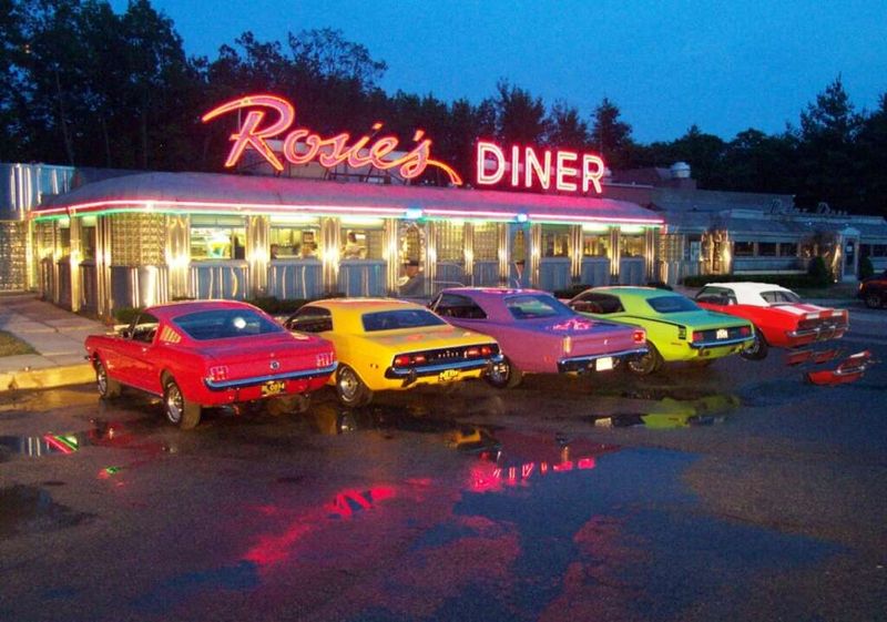 Planning a respectful roadside photo stop