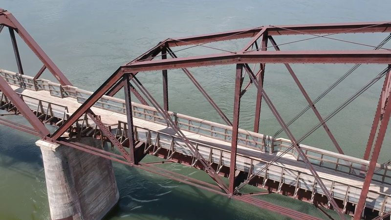 Social Media Photo Opportunities Drive Risky Behavior