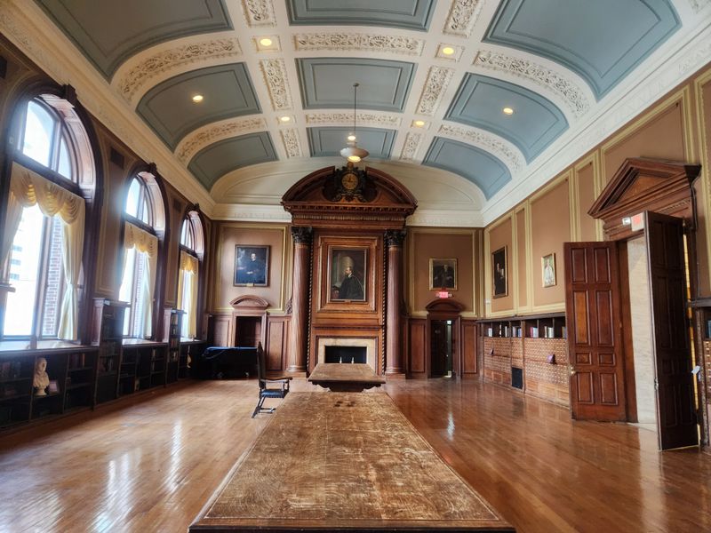 A Historic Philadelphia Building With a Curious Interior Mood