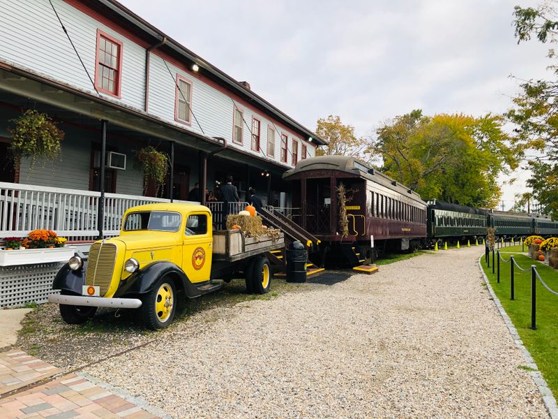 Narrow Lanes and Hidden Alleys