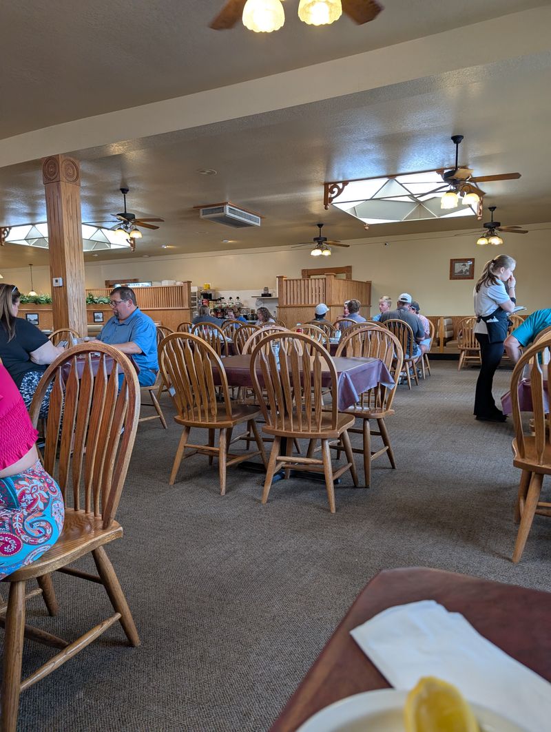 Traveler Impressions of the Café’s Comforting Seasonal Mood