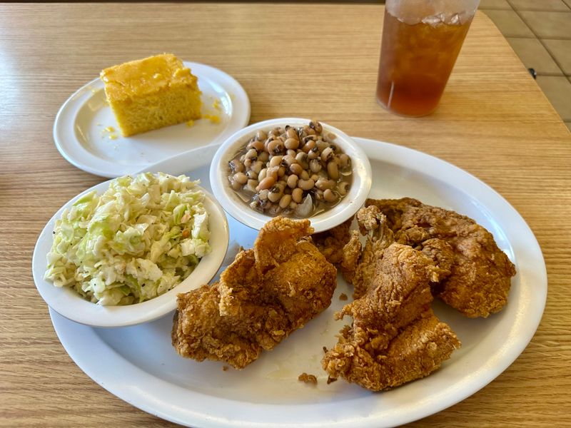 Mrs. White's Golden Rule Cafe, 808 E Jefferson St, Phoenix, AZ 85034