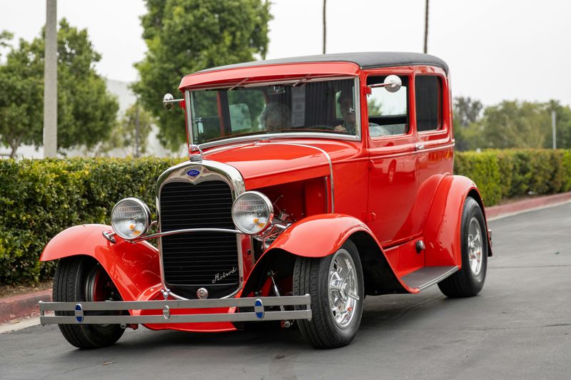 The Horse Warning Law Required Drivers to Pull Over and Cover Their Engines