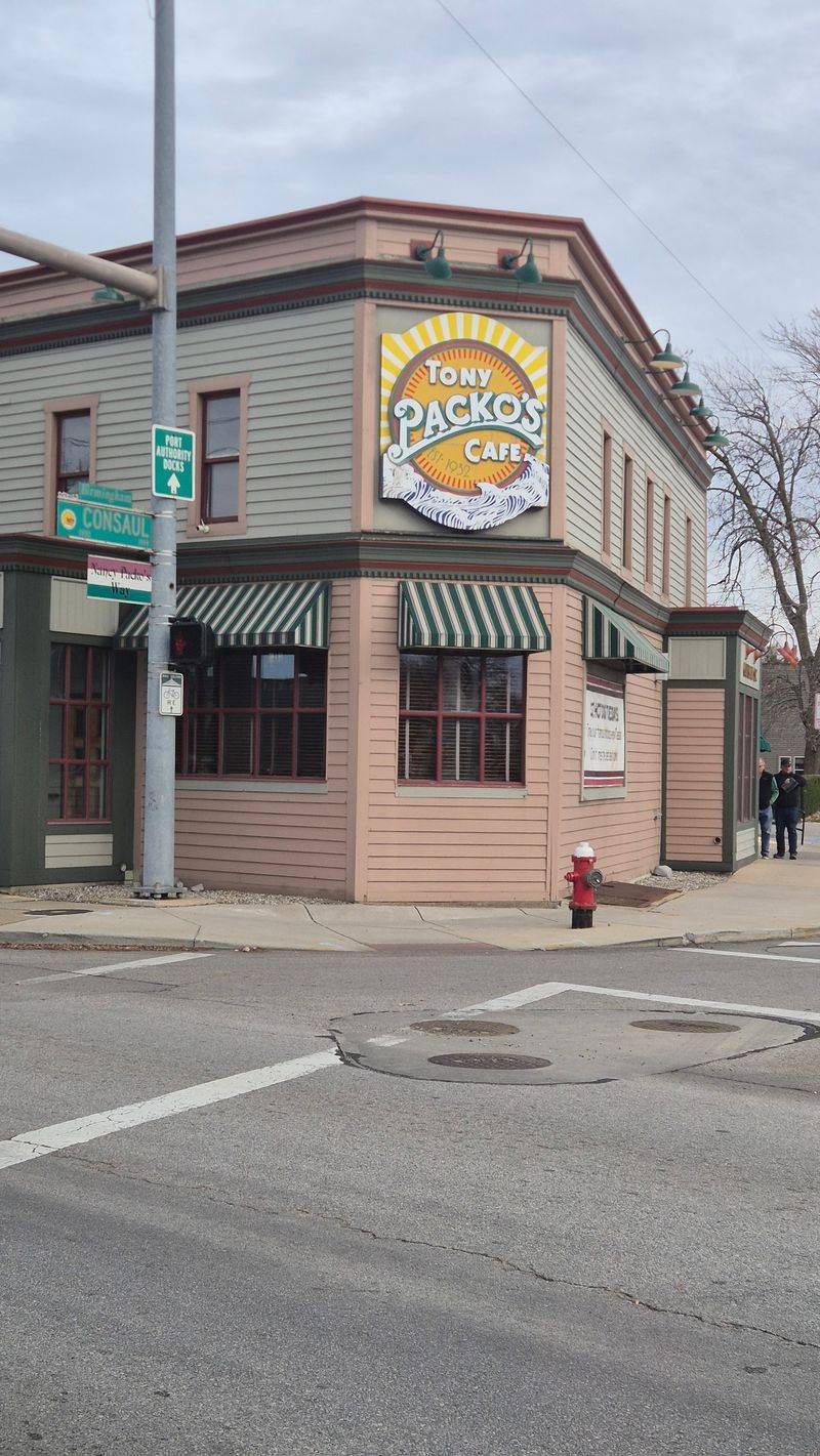 Tony Packo’s Cafe, Toledo