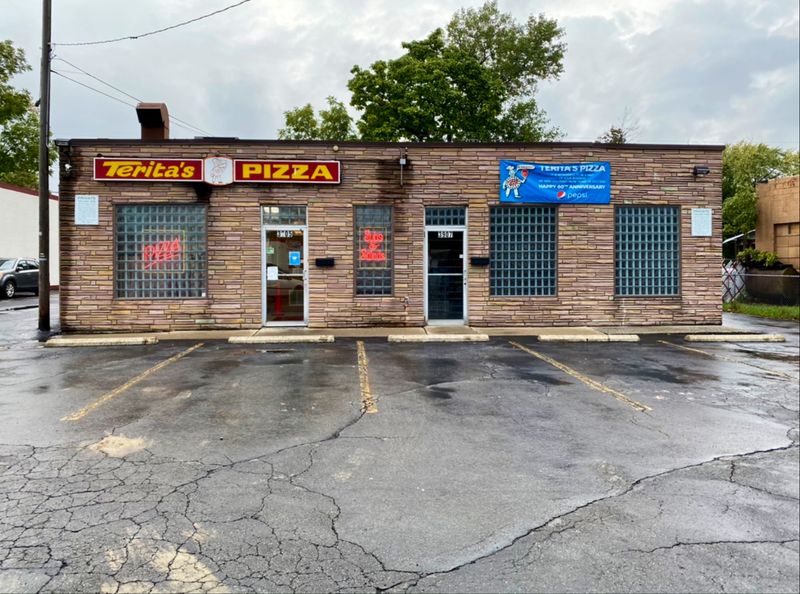 Terita's Pizza, 3905 Cleveland Ave, Columbus, OH 43224