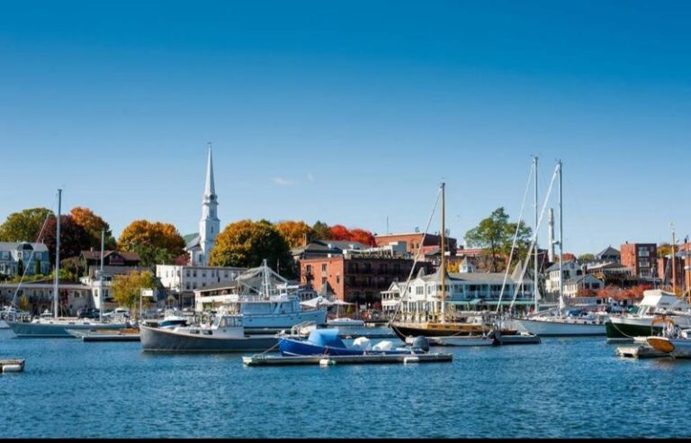10 Peaceful Winter Escapes in Maine That Locals Recommend