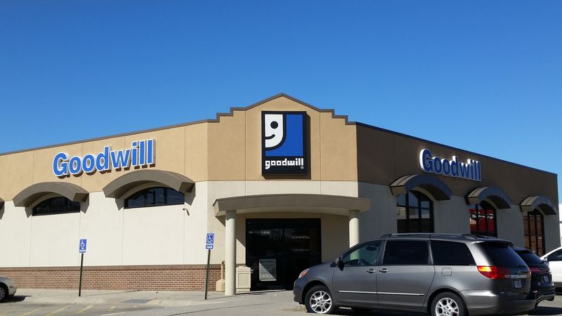 Goodwill South Locust