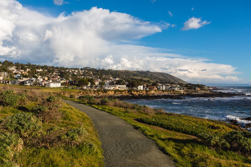 Evenings That Feel Painted With Light and Salt Air