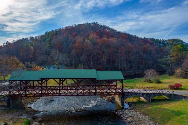 A Settlement Shaped by Mountain Humility