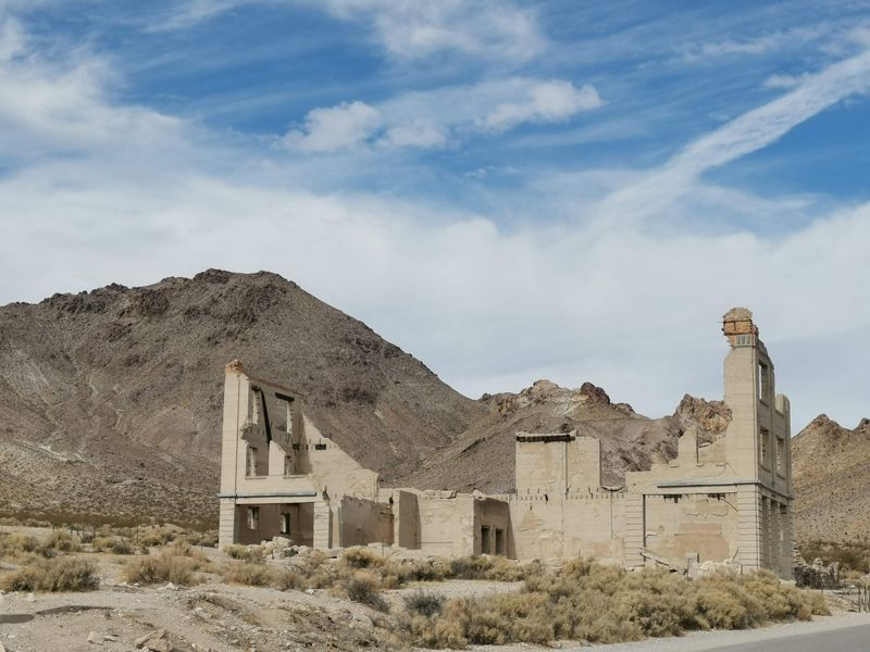 The Remarkable Rise of a Desert Boomtown
