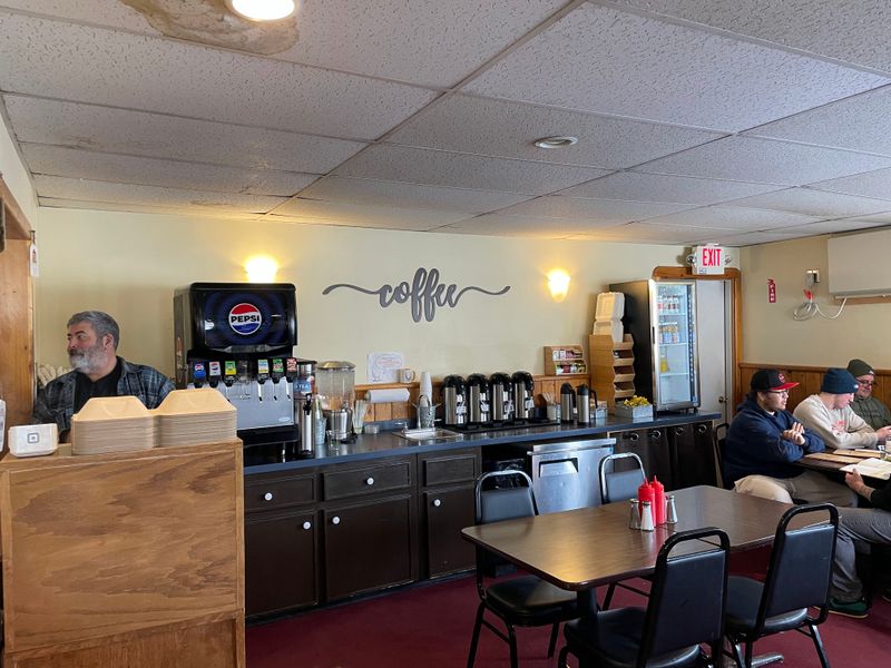 A Dining Room With True Vermont Cabin Warmth
