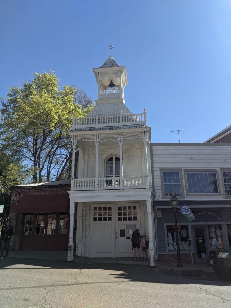 A Reputation for Ghost Lore Grounded in Local History