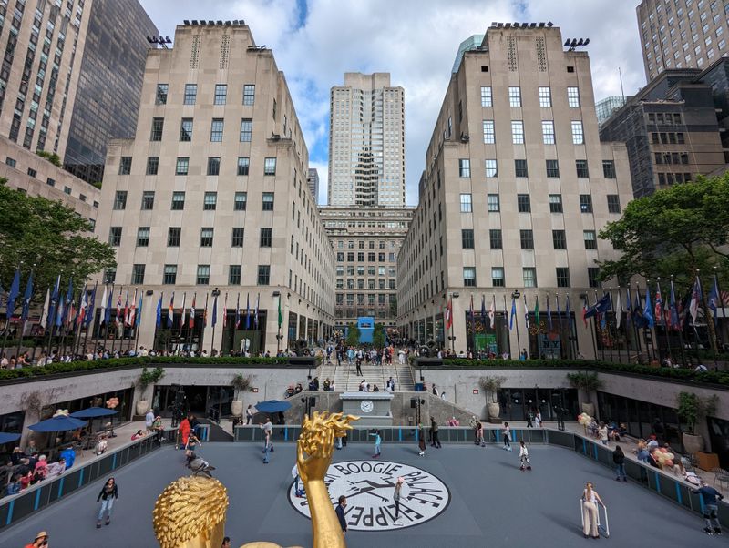 Channel Gardens and the Art of Pause