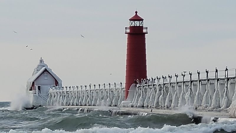 A Lake Michigan Wind Corridor That Shapes the Ice