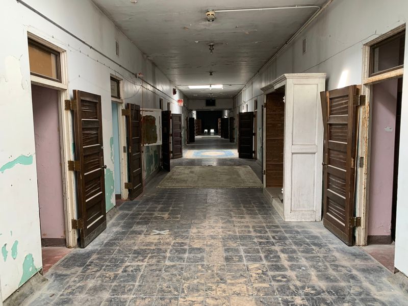 How To Tour Without Missing A Beat